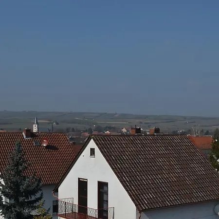 Am Neuberg * Westhofen