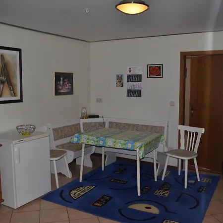 Am Neuberg * Westhofen